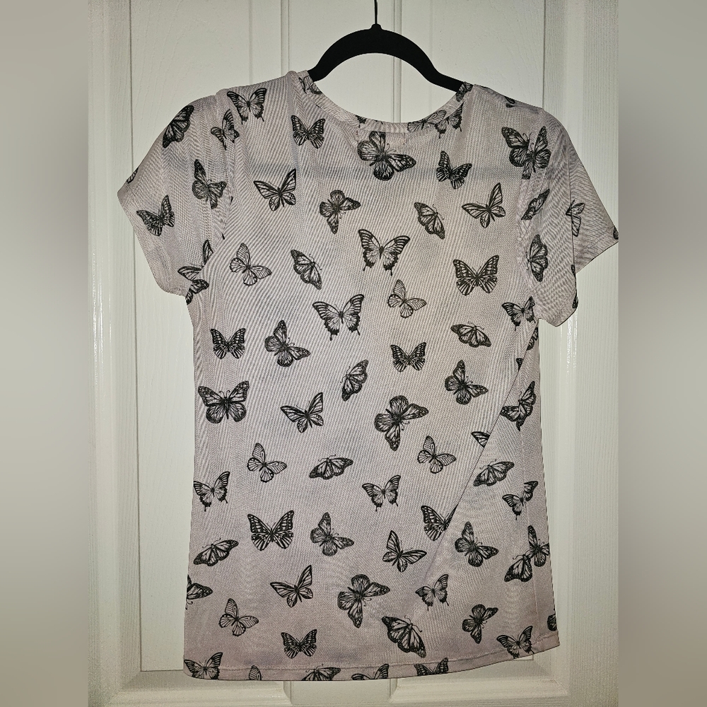 Butterfly Mesh Top. - Picture 2 of 2